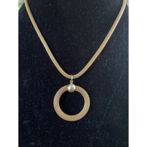 Mesh Chain And Pendant Necklace Vintage